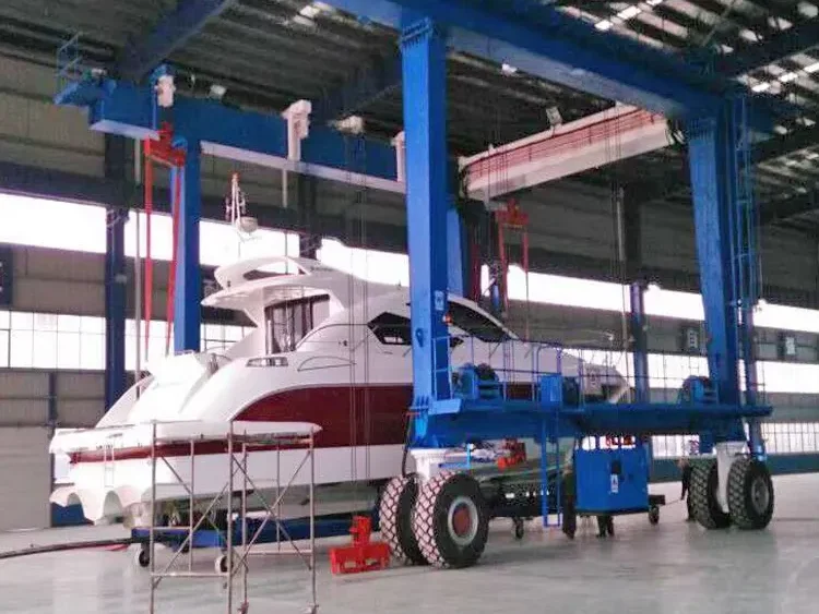 Boat Lifting Crane