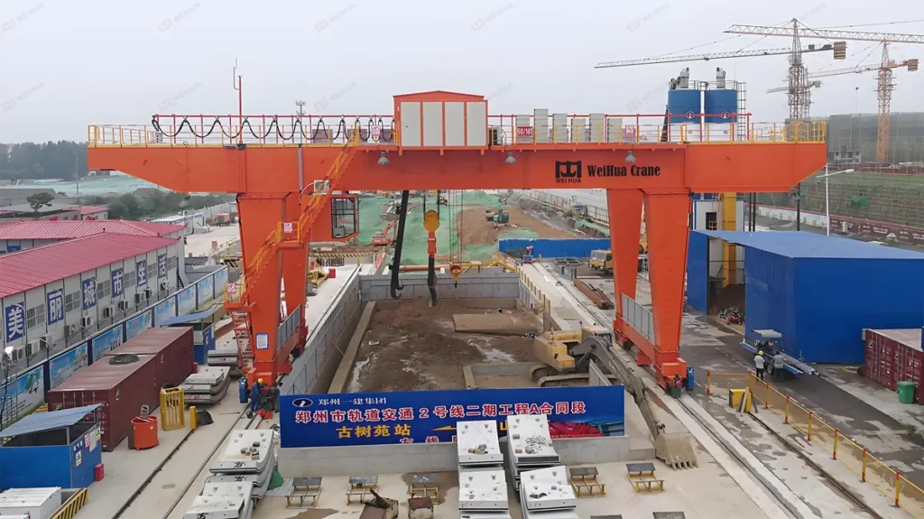 Gantry crane for metro construction