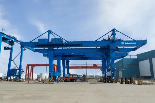 Seaport Backyard Container Rehandling & Transfer