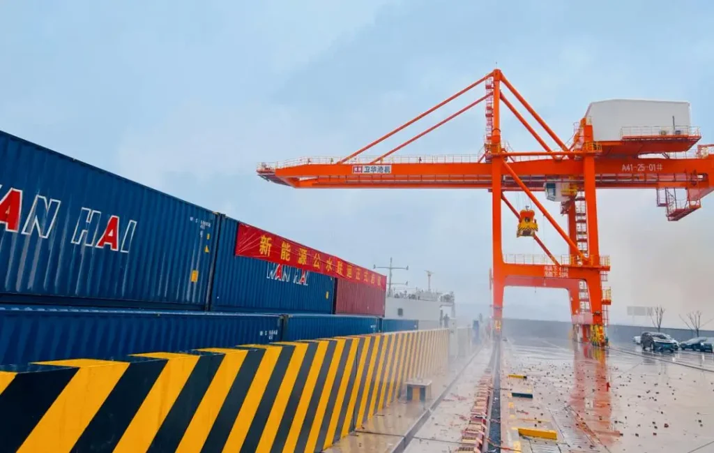 Rail-Mounted-Gantry-Crane