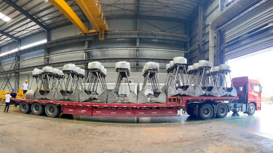 26 Sets Food-Grade Grab Buckets for Alcohol Production Plant (3)