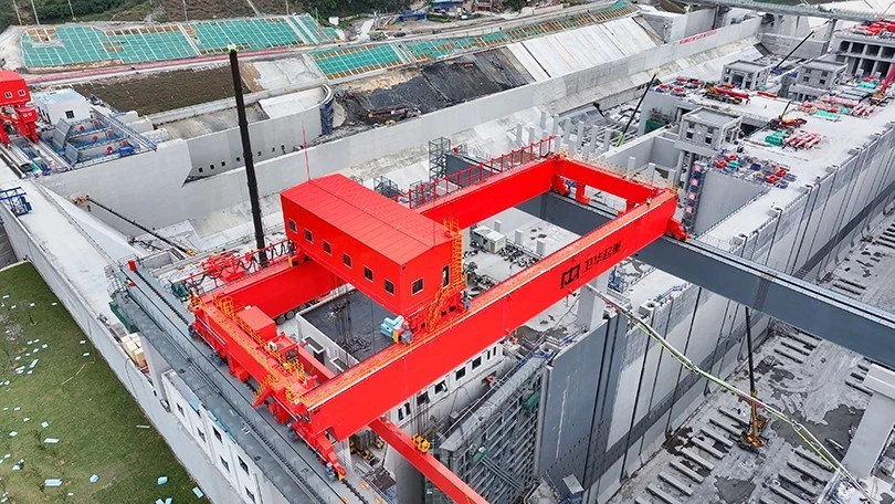 2×2500kN Heavy Duty Trolley Type Gate Hoist Crane for Navigation Lock Projects (1)