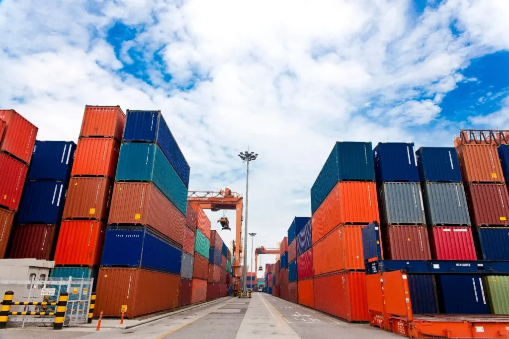 Logistics distribution centers