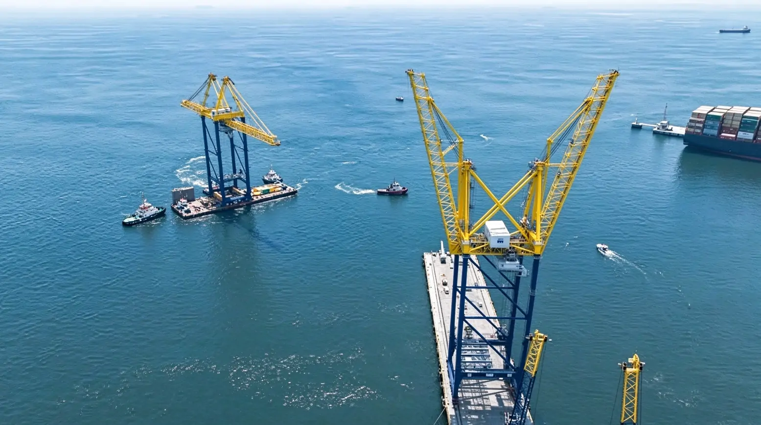 Double Boom STS Crane
